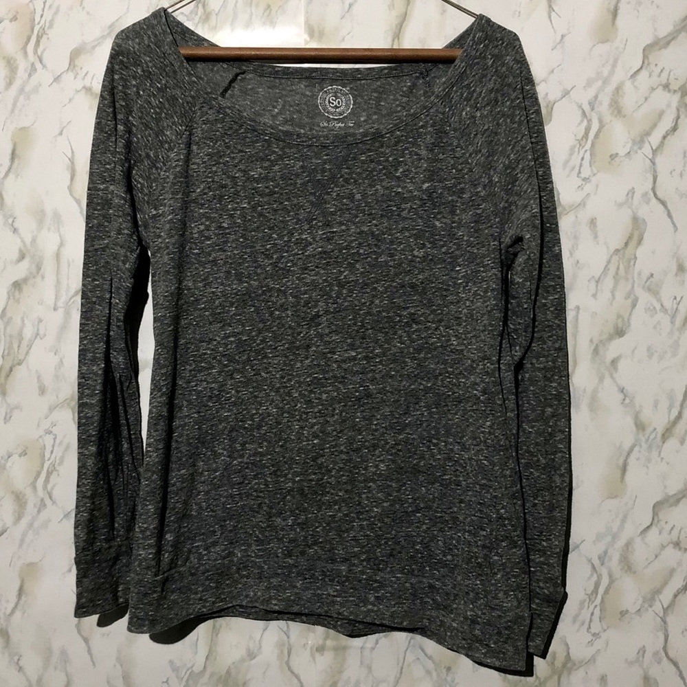Wide scoop Long sleeve Knit tee